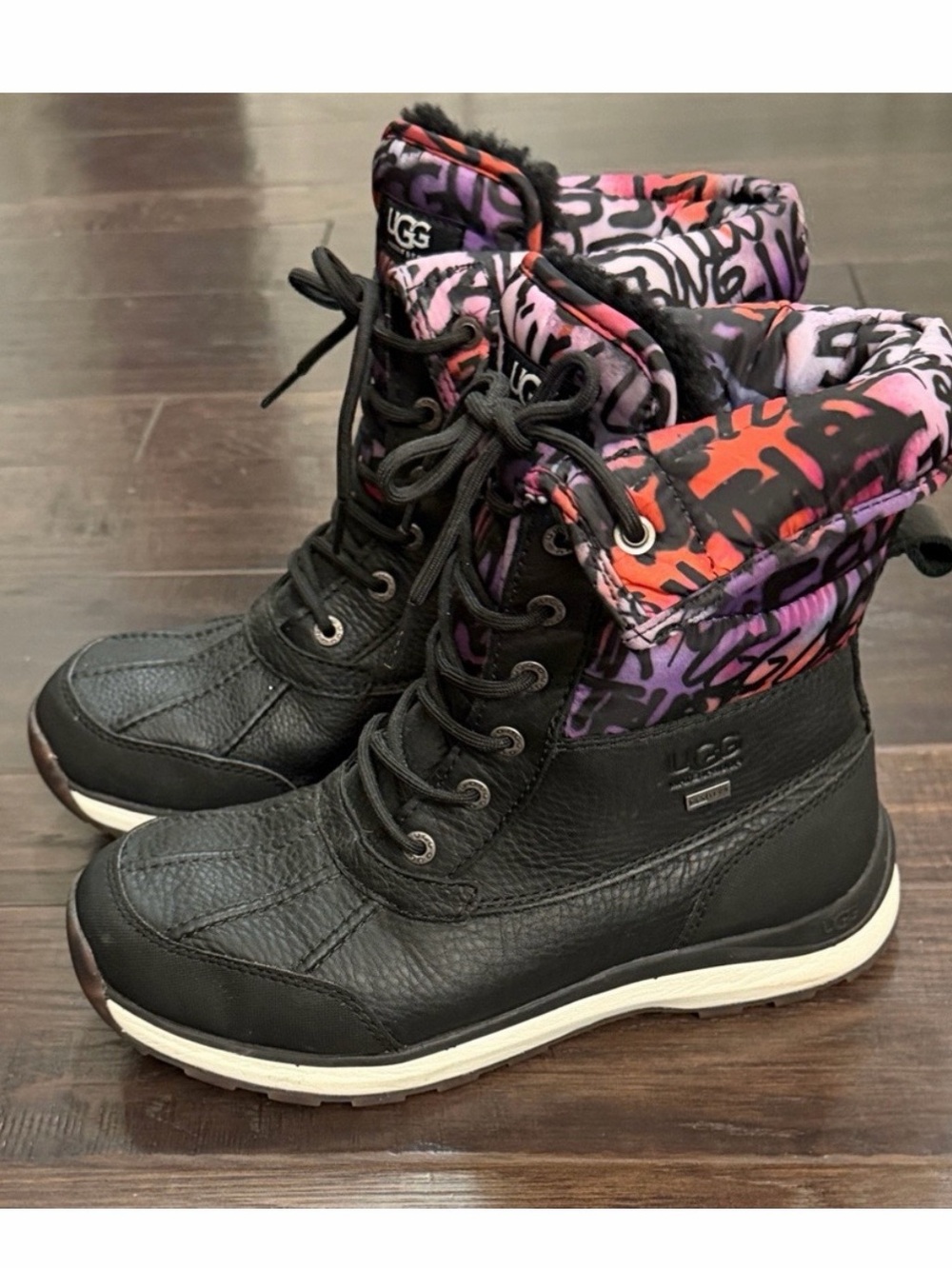 UGG Adirondack Graffiti Winter Boots w/ New Insoles - Women's 9